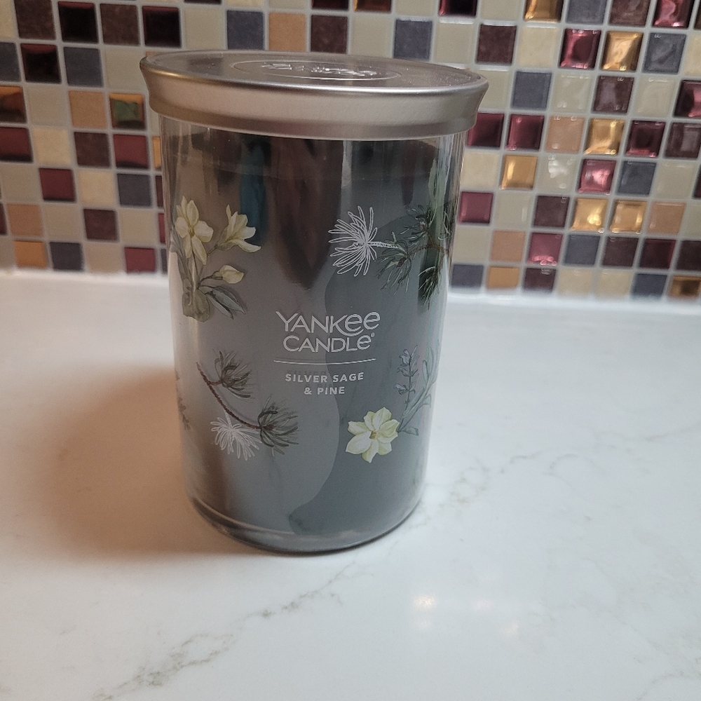 Yankee Candle Silver Sage & Pine 20 oz. Tumbler 2 Wick Candle NWT